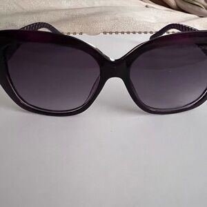 Chic Brown Sunglasses